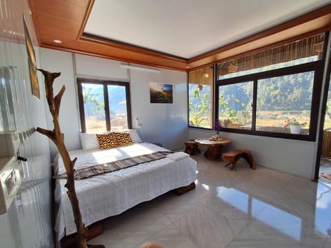 Bed, Natural landscape, Photo of the whole room, Bedroom, Mountain view