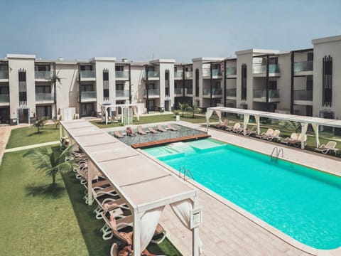Pool view, Swimming pool