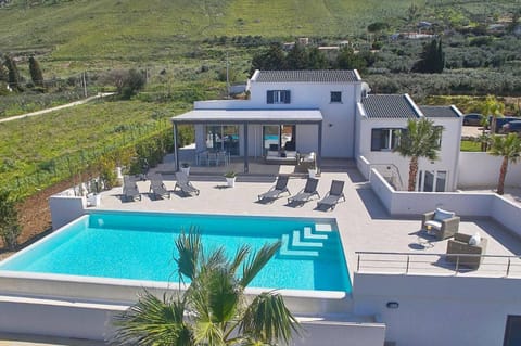 Balcony/Terrace, Other, Swimming pool