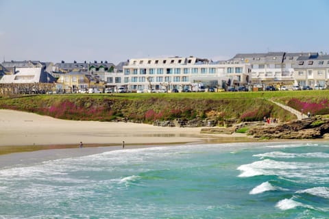 Property building, Beach