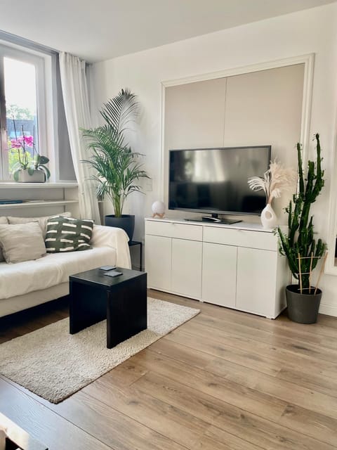 TV and multimedia, Seating area