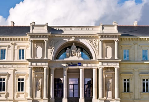 Property building, On site