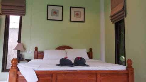 LANTA LUCKY HOUSE Bed and Breakfast in Sala Dan
