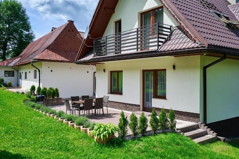 Property building, Garden view