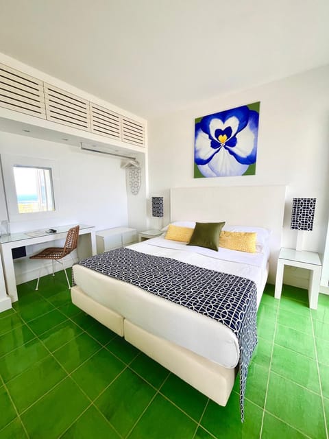 Sorrento Olive Tree Garden Bed and Breakfast in Priora