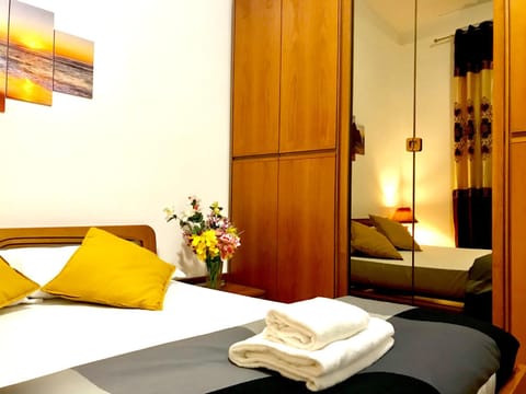 Bed, Bedroom