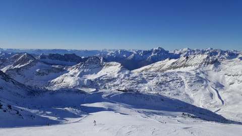 Natural landscape, Skiing