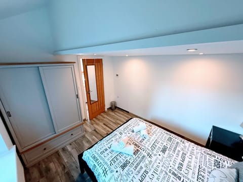 Ferndown Holiday Let Chalet in Ferndown