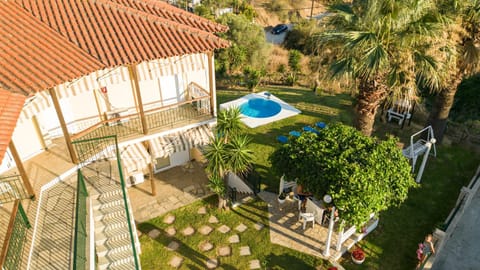 Day, Garden, Garden view, Swimming pool, sunbed