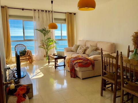 Living room, Seating area, City view, Sea view, Street view
