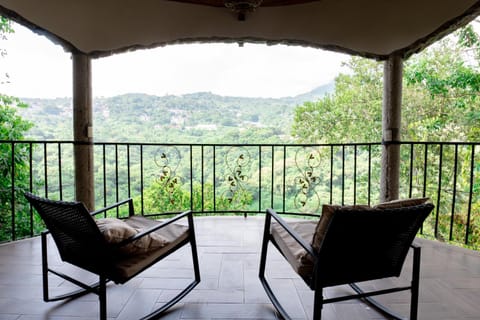 Day, Natural landscape, View (from property/room), Balcony/Terrace, Living room, Seating area, Mountain view