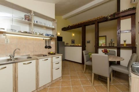 Studio Apartment in Ražanj with Sea View, Terrace, Air Conditioning, Wi-Fi (4597-3) Apartment in Šibenik-Knin County, Croatia