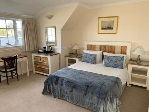 Birkenhead Manor Bed and Breakfast in Cape Town