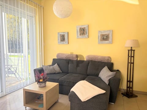 STRANDPERLE App Nr 01 max 4 Pers Apartment in Mecklenburg-Vorpommern, Germany