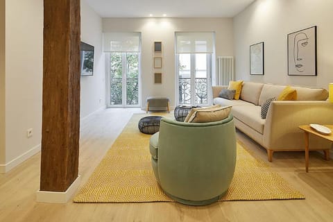 TV and multimedia, Living room, Seating area
