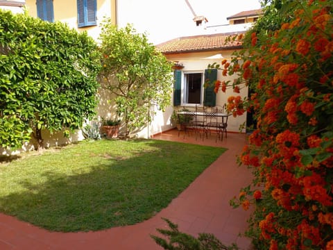 Villino San Martino Villa in Viareggio