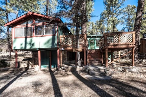 Coyote Cabin - Private Hot Tub - Upper Canyon Cabin in Ruidoso