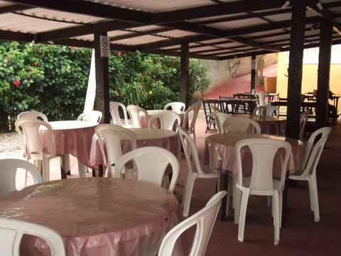 Restaurant/places to eat, Banquet/Function facilities