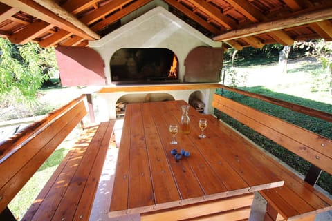 Garden, Balcony/Terrace, Banquet/Function facilities, Area and facilities