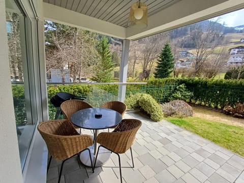 Property building, Spring, Natural landscape, Garden, View (from property/room), Balcony/Terrace, Balcony/Terrace, Garden view