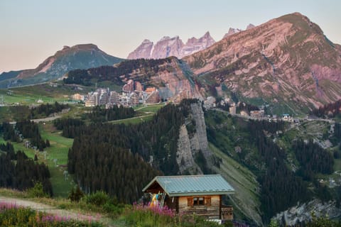 Property building, Nearby landmark, Spring, Day, Natural landscape, Mountain view