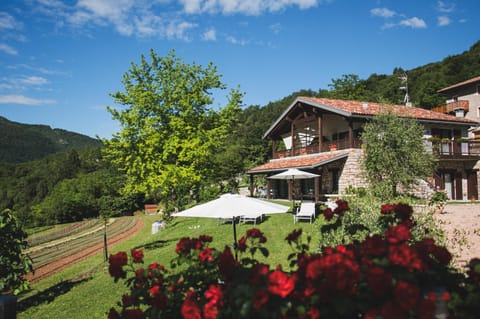 Coste del Gaggio - Country House B&B - Garda Trentino Bed and Breakfast in Trentino-South Tyrol