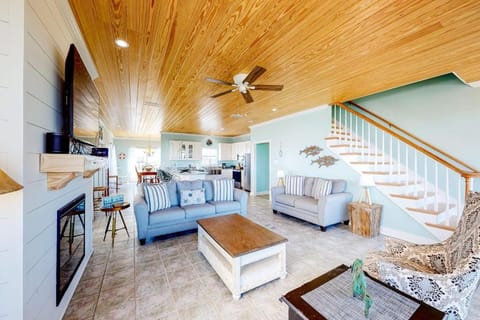 Surf N' Turf House in Dauphin Island