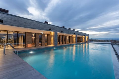 Pool view, Swimming pool
