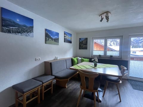 Ferienwohnungen Haus Bergflora Apartment in Tyrol