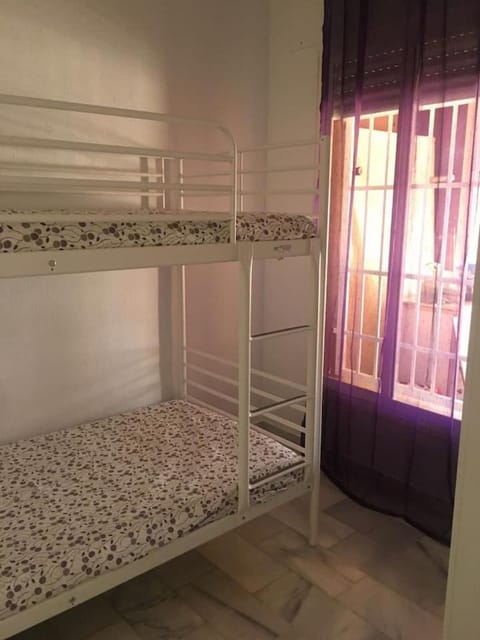 Apartamento con aire acondicionado en urbanización con piscina Apartment in Torremolinos