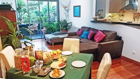 Balcony/Terrace, Banquet/Function facilities