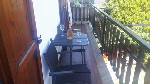 Balcony/Terrace, Area and facilities