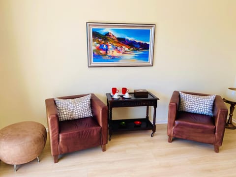 Entabeni Guest House Bed and Breakfast in Camps Bay