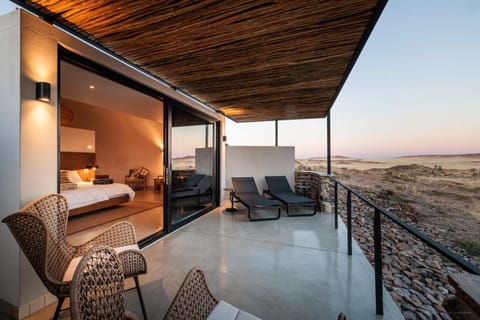 Bed, Natural landscape, Balcony/Terrace, Seating area, Bedroom