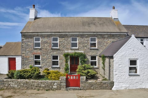 Treleddyn Farmhouse House in Saint Davids
