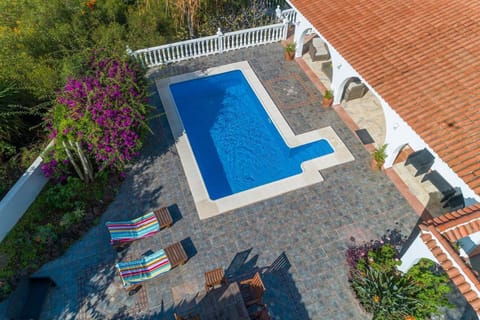 Bird's eye view, Swimming pool