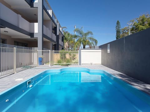 Property building, Swimming pool