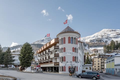 Property building, Winter