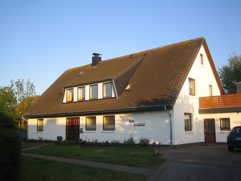 Haus-Halligblick-Ferienwohnung-Oland Apartment in Dagebüll