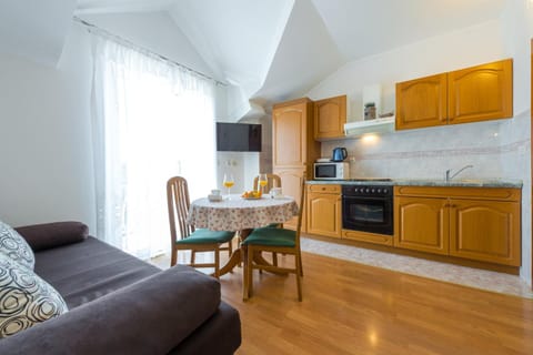 Villa Adria Apartments Bed and Breakfast in Cavtat