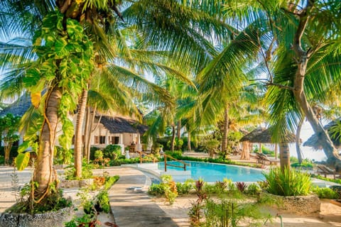 Property building, Natural landscape, Garden, Swimming pool