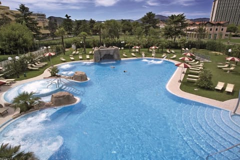 Garden view, Pool view, Swimming pool