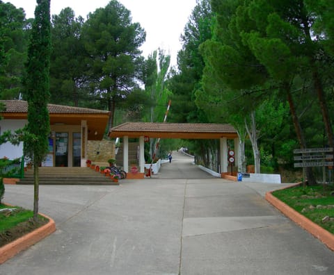 Facade/entrance, Day
