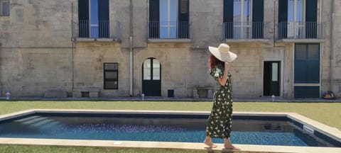Property building, Swimming pool