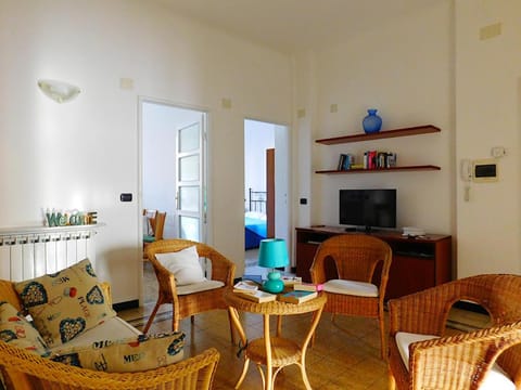 Welcome to alma's house, Levanto Apartment in Levanto