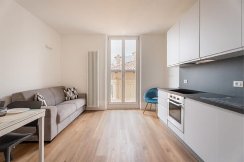 Kitchen or kitchenette, Living room, Dining area, stove