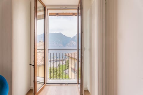 Natural landscape, View (from property/room), Balcony/Terrace, Mountain view
