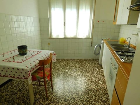 silent apartment, levanto Apartment in Levanto