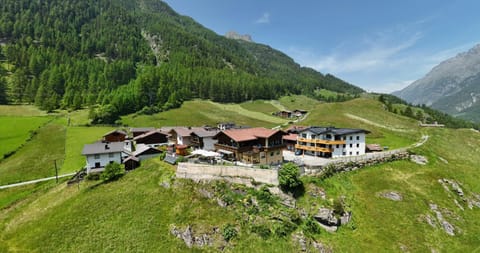 Property building, Day, Bird's eye view