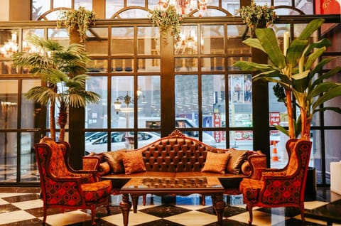 Lobby or reception, Seating area